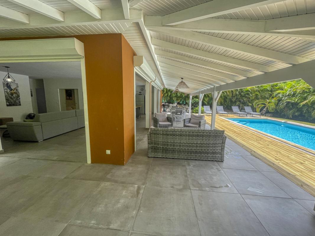 33-Location villa piscine Saint François Guadeloupe_terrasse